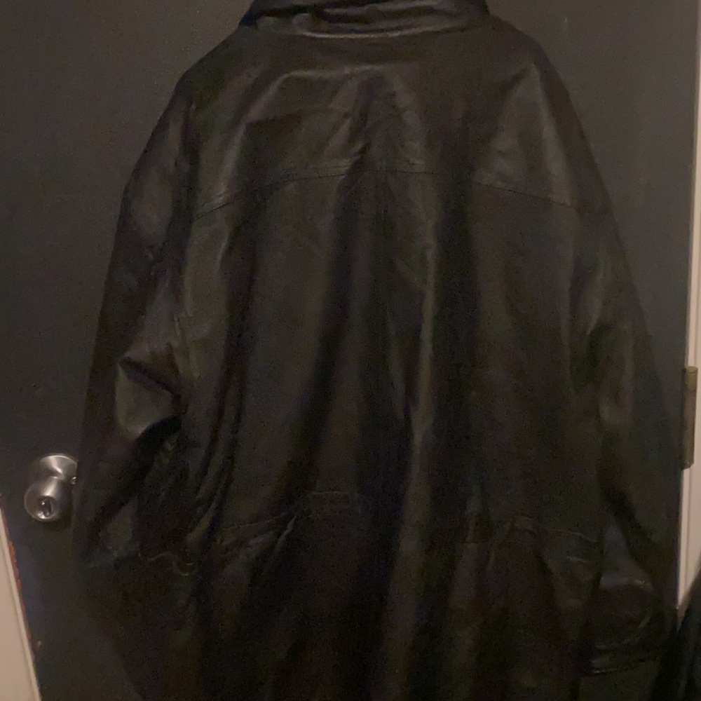 Authentic Leather Jacket 🔥🔥🔥 - Picture 2 of 4